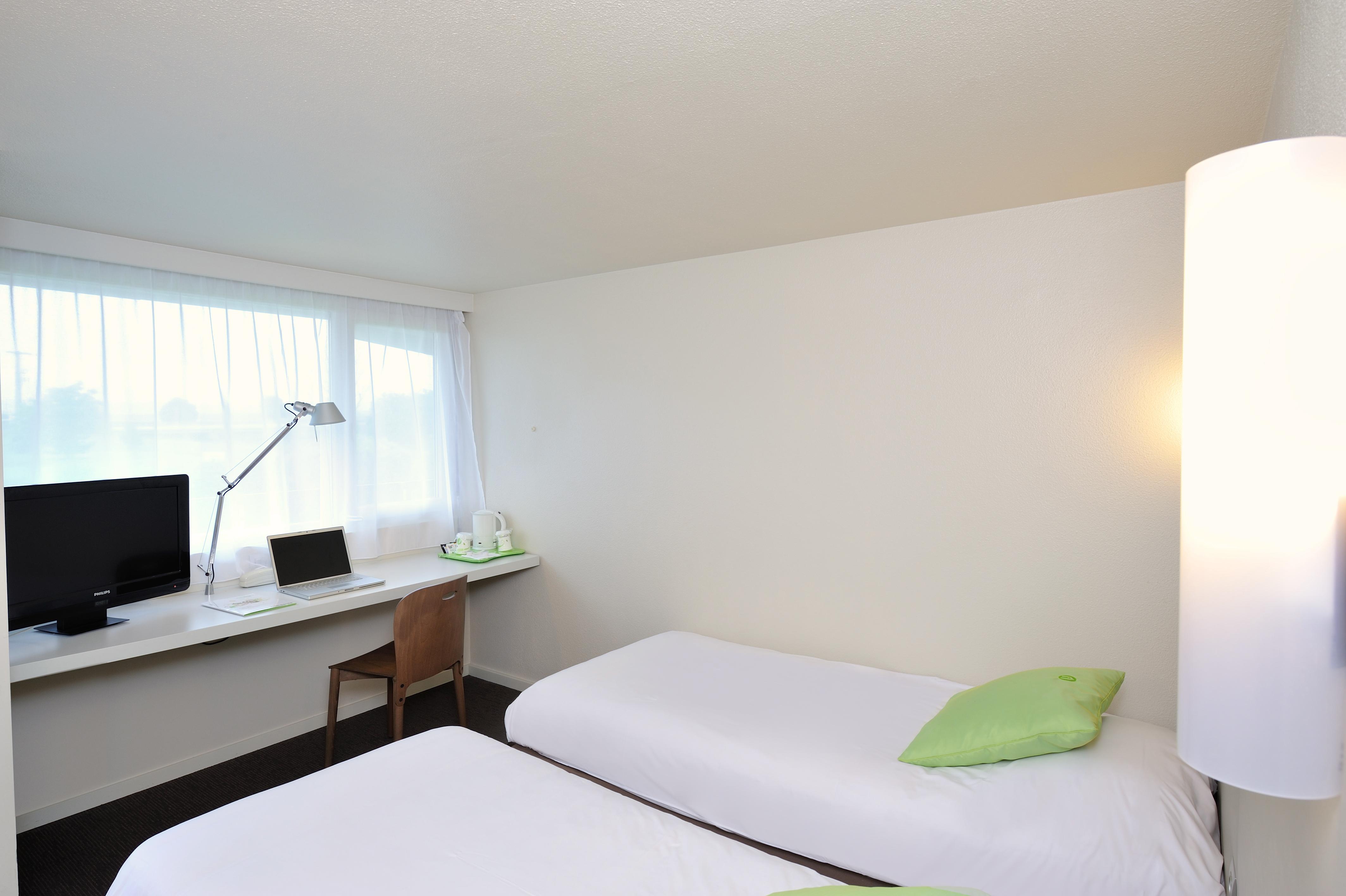 Campanile Pont-A-Mousson Hotell Eksteriør bilde