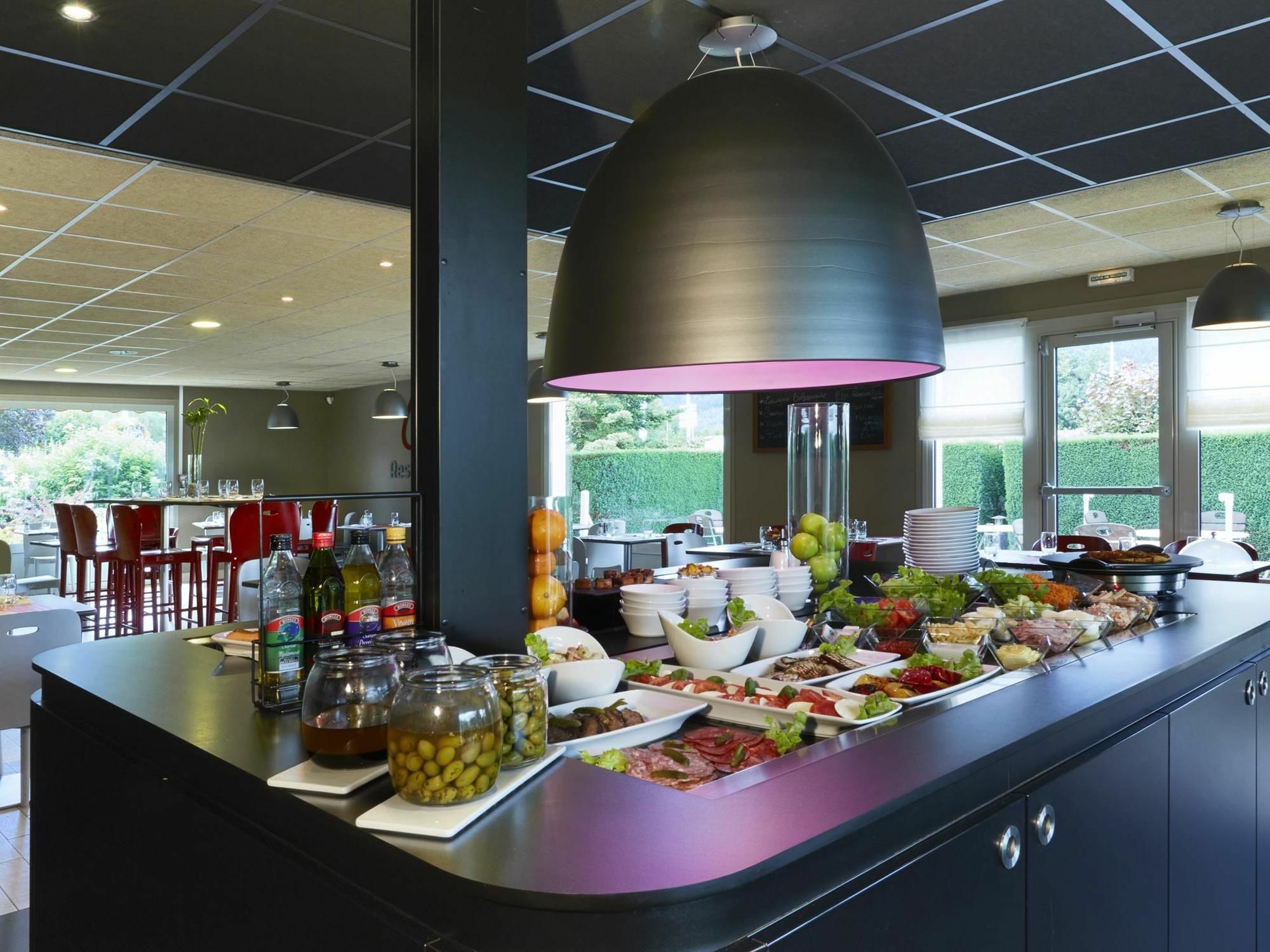 Campanile Pont-A-Mousson Hotell Eksteriør bilde